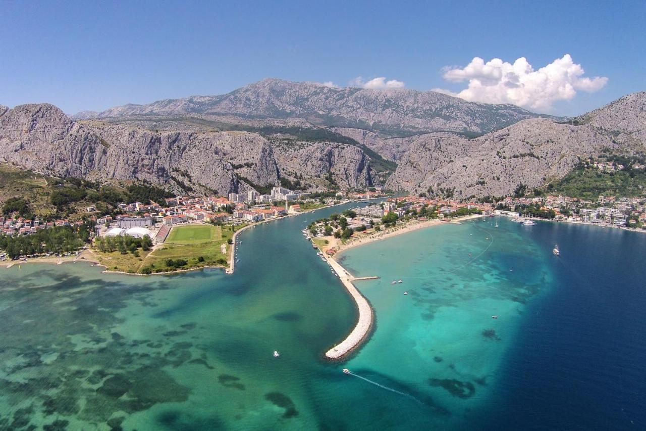 Studio Omis 4654A Buitenkant foto