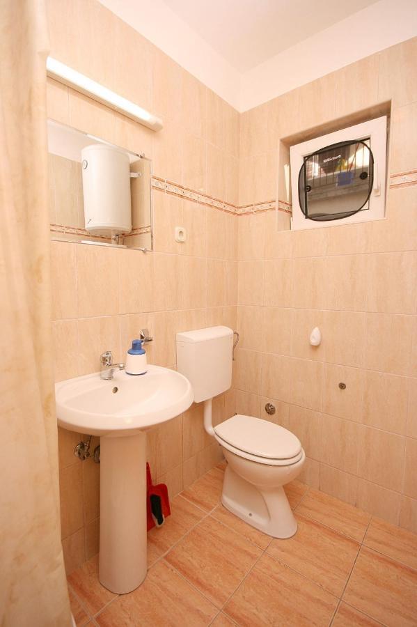 Studio Omis 4654A Buitenkant foto